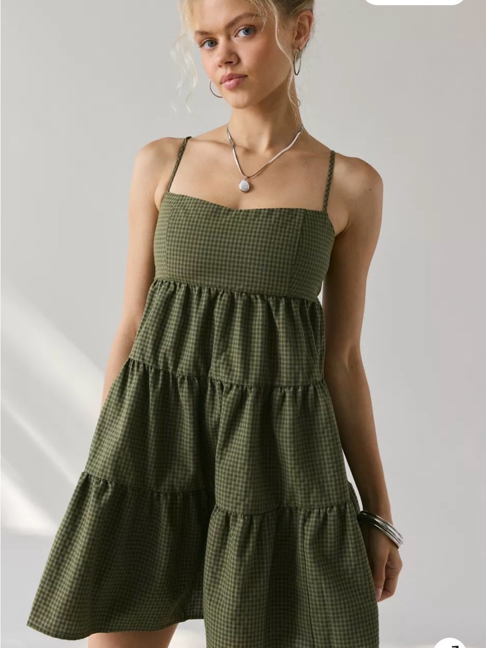 NWOT Urban Outfitters Kimchi Blue Olive Green Tiered Backless Sundress Size XL - Picture 2 of 11